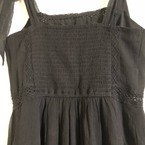 Abercrombie and Fitch Black tie dress. - Picture 6 of 8
